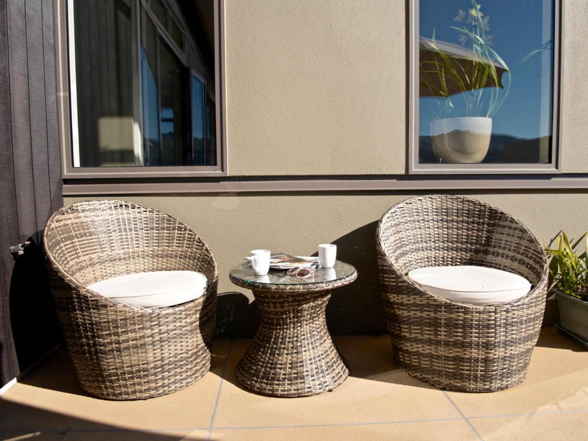 Kotare Point Paradise - Akaroa Holiday Home Luaran gambar